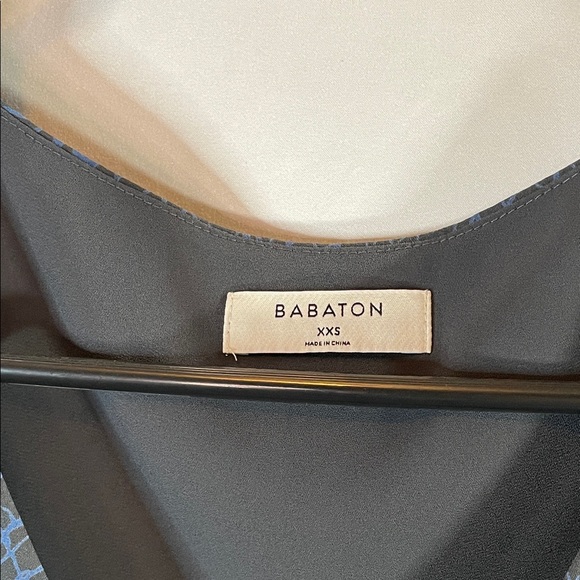 Babaton Navy Patterned V-Neck Blouse - Picture 3 of 8